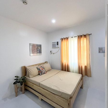 Sunnydale Apartelle -Room Accommodation Near Calatagan Beach Resorts Batangas Eksteriør bilde